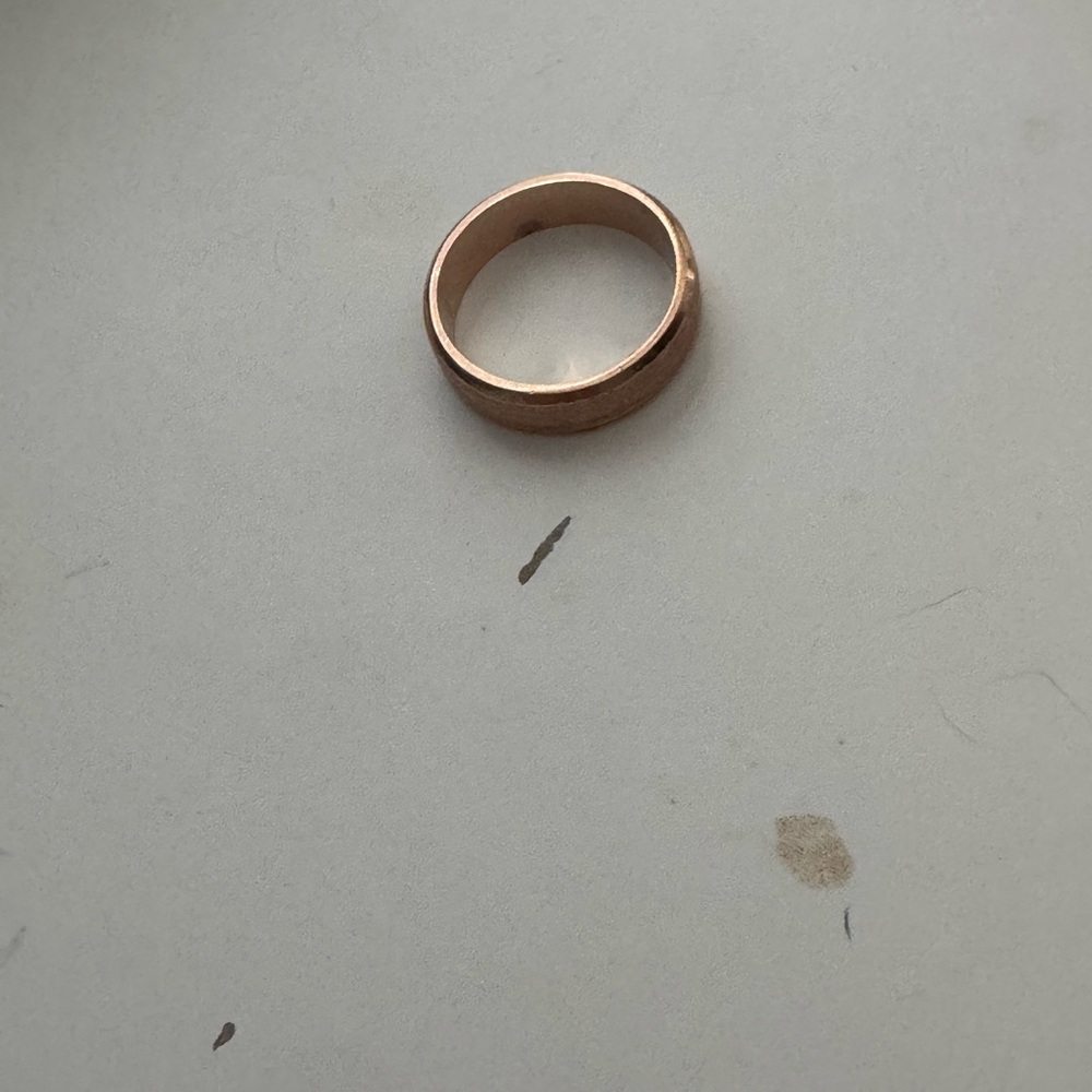 14K Rose Gold Ring - Picture 5 of 5